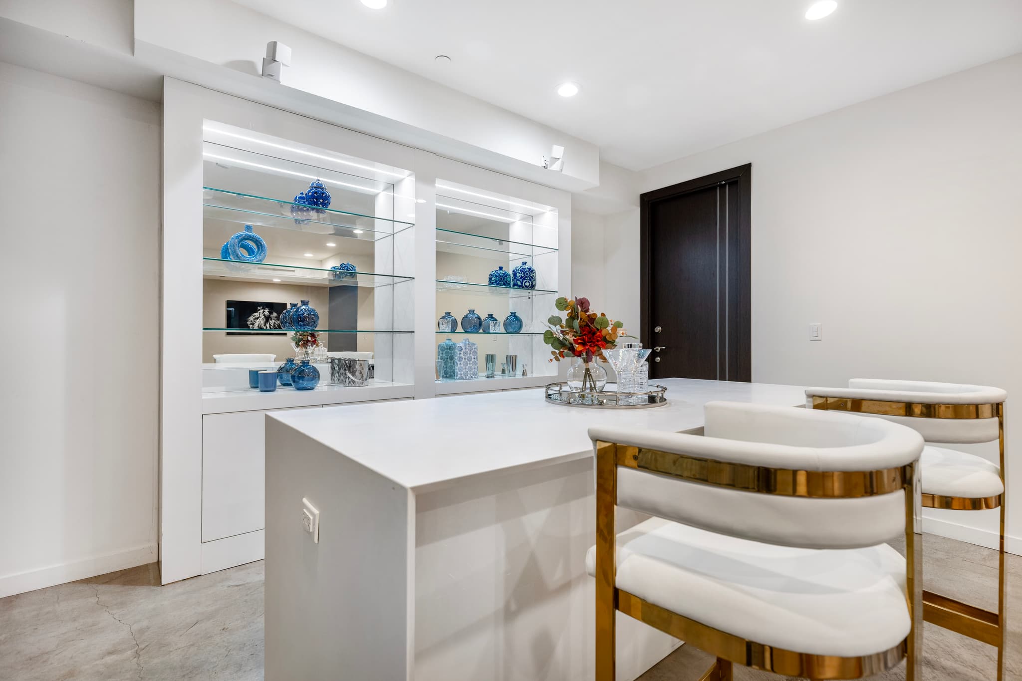 Beverly Crest, Los Angeles — Luxury furnished apartment in Beverly Crest, Los Angeles