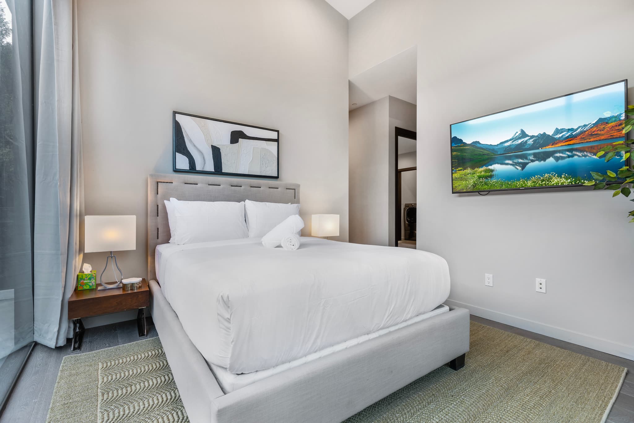 Beverly Crest, Los Angeles — Luxury furnished apartment in Beverly Crest, Los Angeles