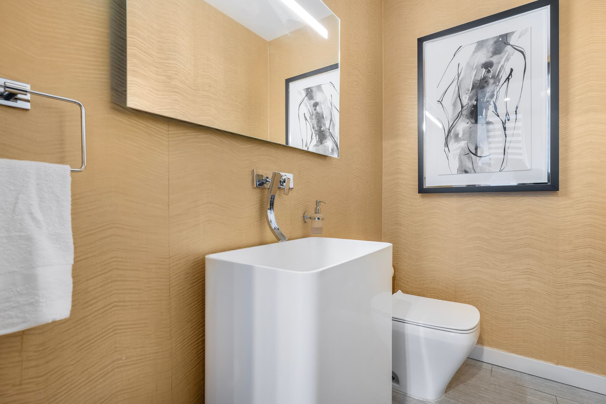 Beverly Crest, Los Angeles — Luxury furnished apartment in Beverly Crest, Los Angeles