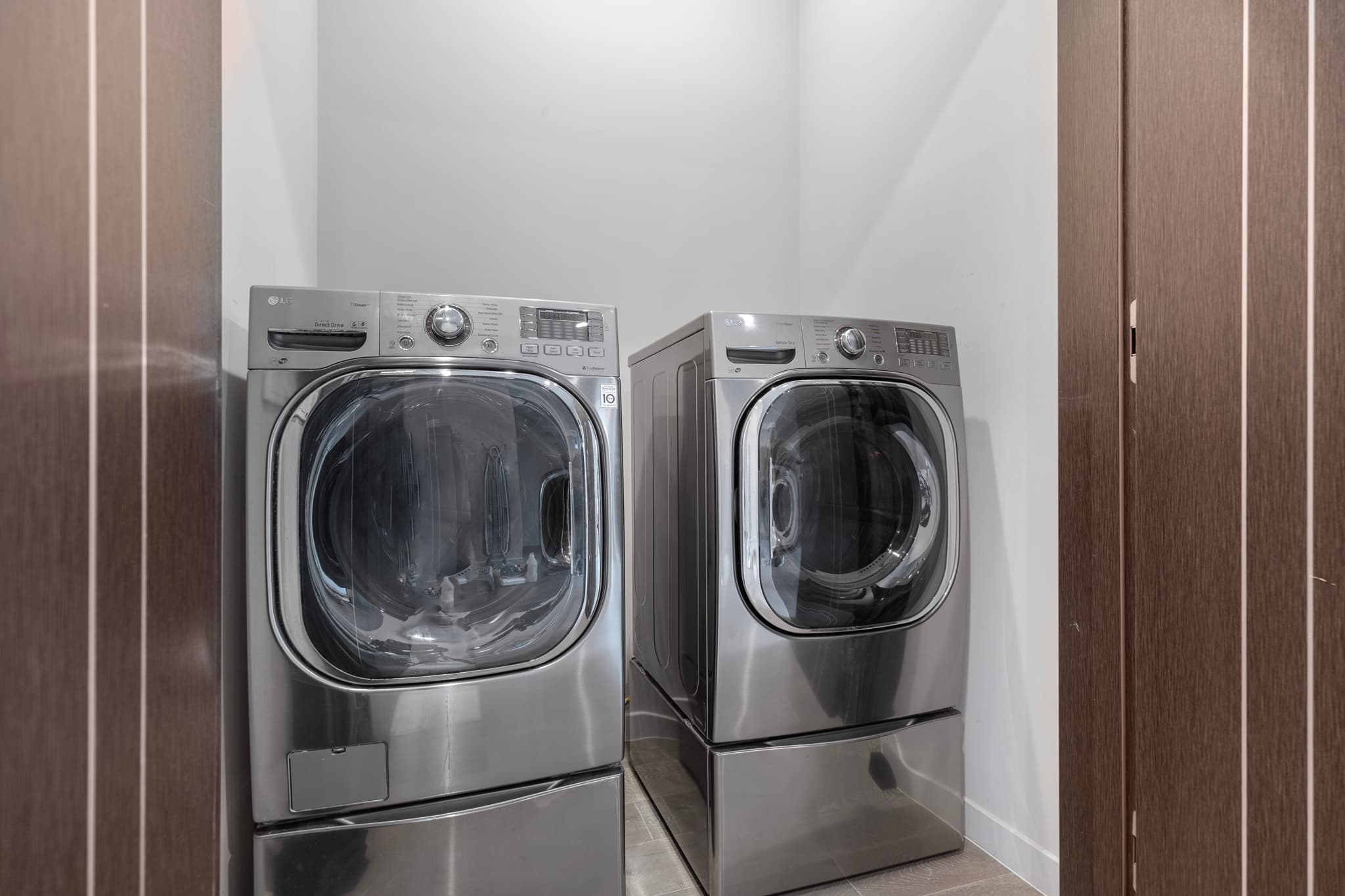 Beverly Crest, Los Angeles — Luxury furnished apartment in Beverly Crest, Los Angeles