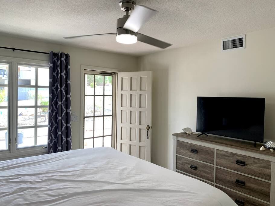 California, San Diego — Luxury furnished apartment in California, San Diego