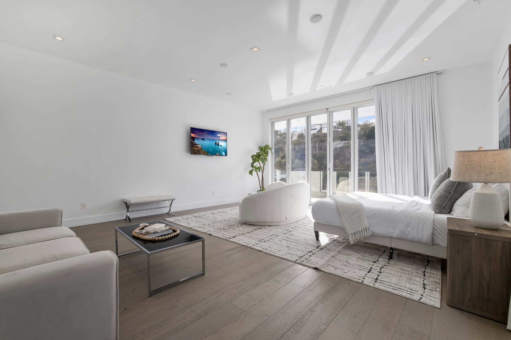 Laurel Canyon, Los Angeles — Luxury furnished apartment in Laurel Canyon, Los Angeles