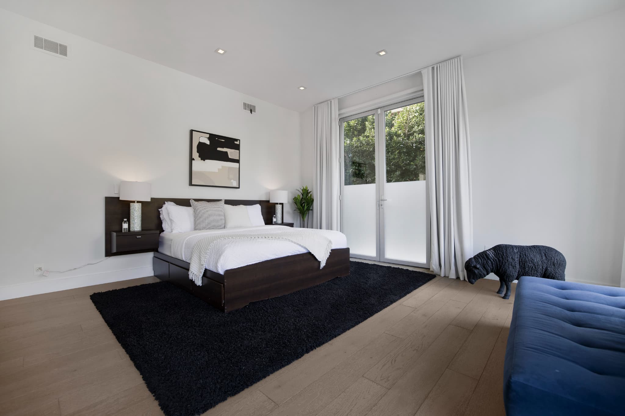 Laurel Canyon, Los Angeles — Luxury furnished apartment in Laurel Canyon, Los Angeles