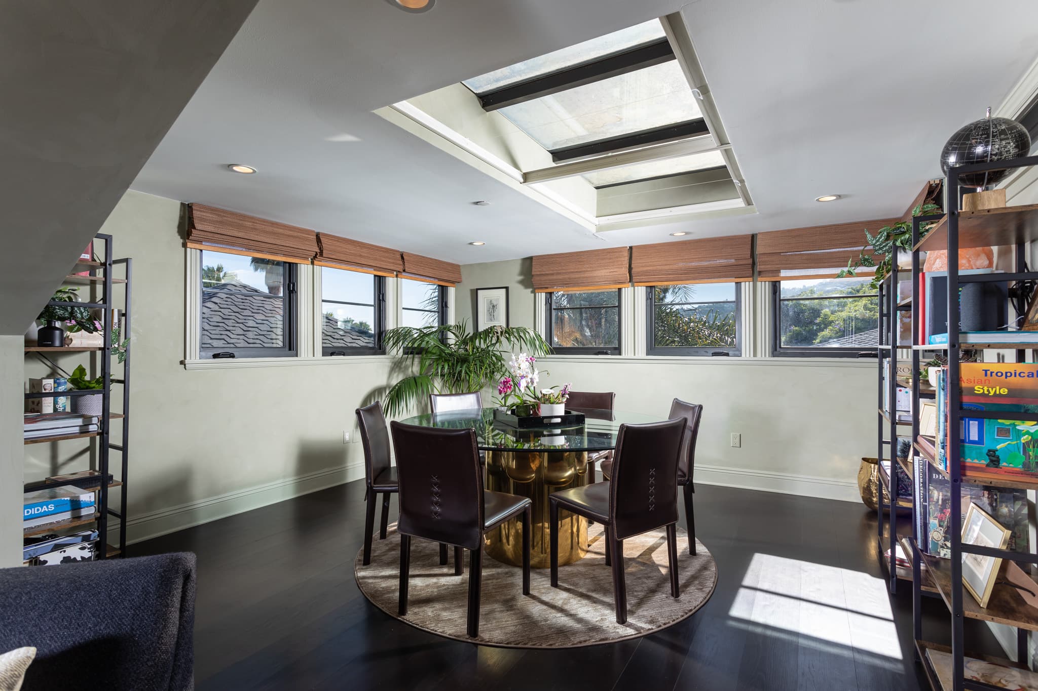 Laurel Canyon, Los Angeles — Luxury furnished apartment in Laurel Canyon, Los Angeles
