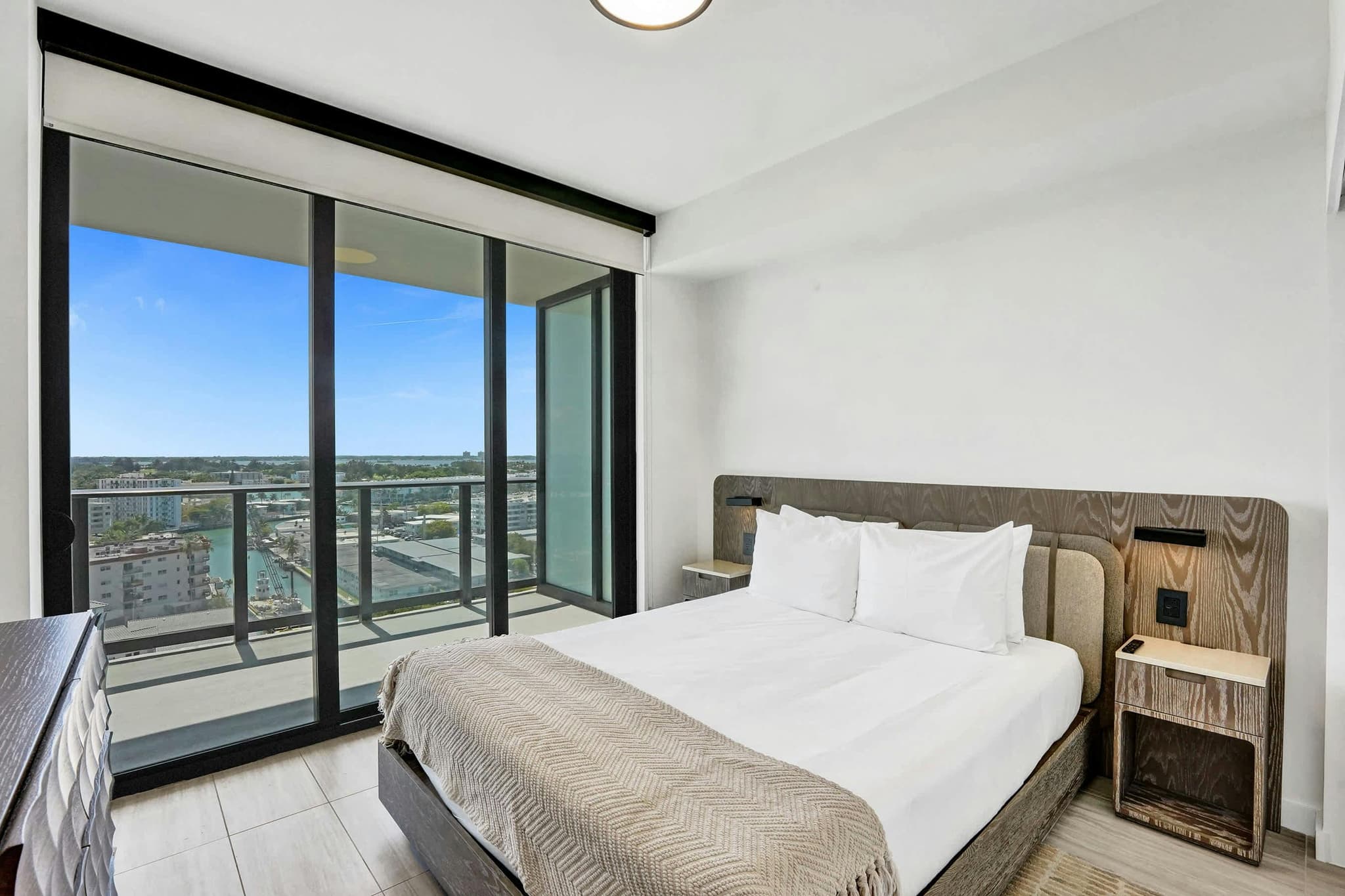 Surfside, Miami — Luxury furnished apartment in Surfside, Miami