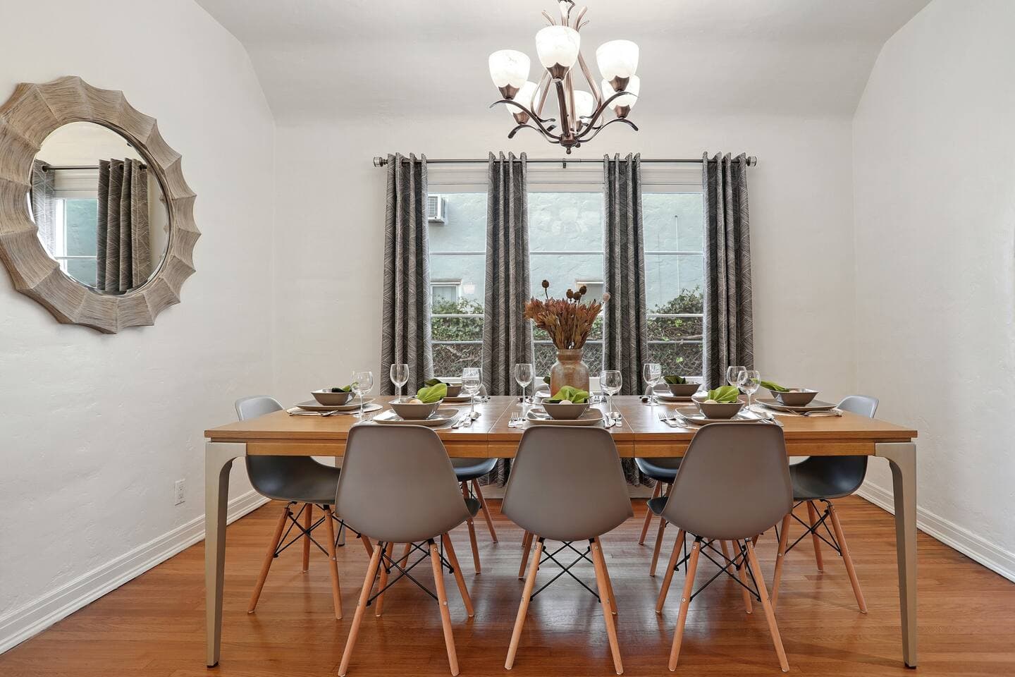 Pico-Robertson, Los Angeles — Luxury furnished apartment in Pico Robertson, Los Angeles