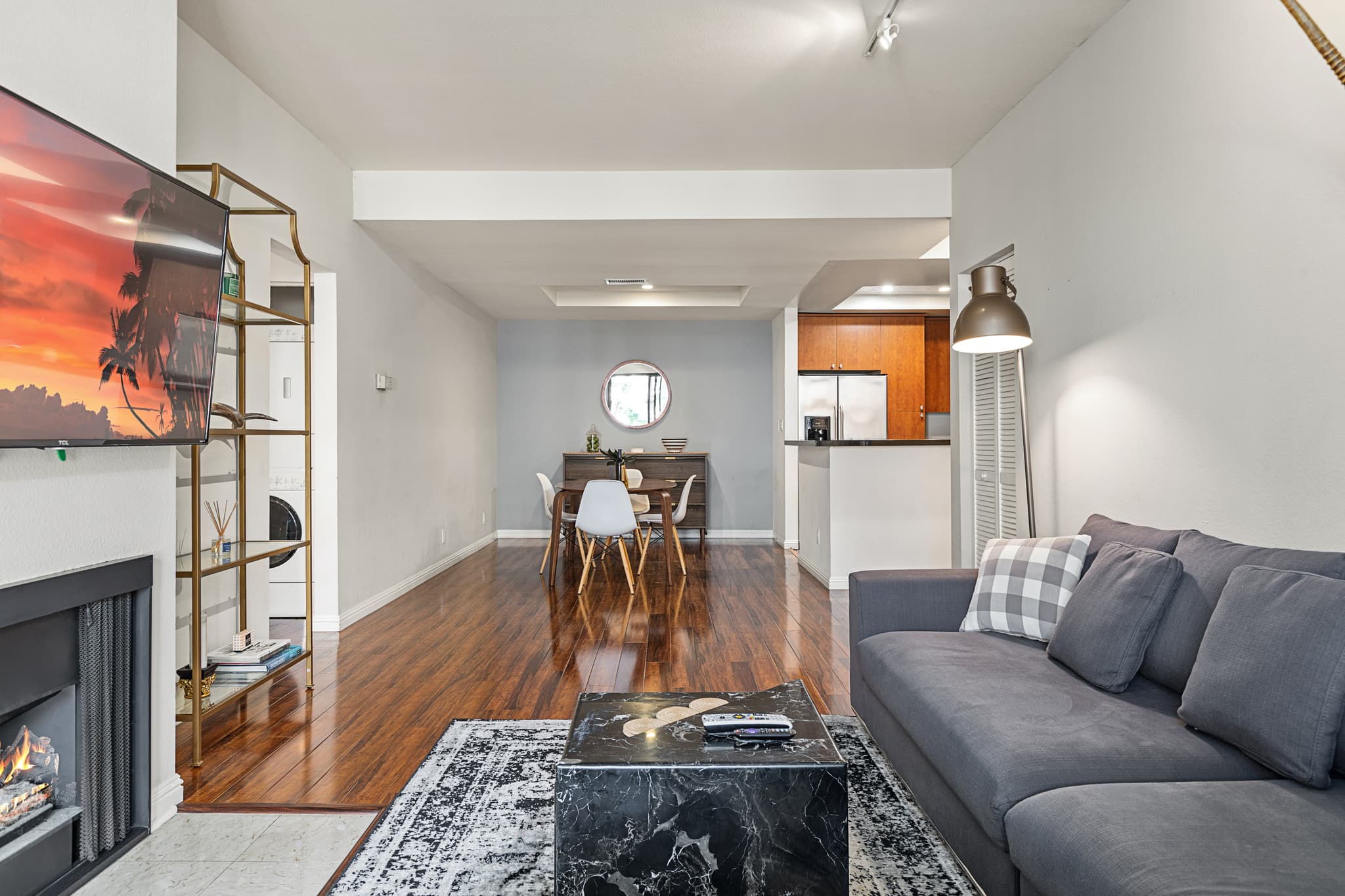 Brentwood, Los Angeles — Luxury furnished apartment in Brentwood, Los Angeles