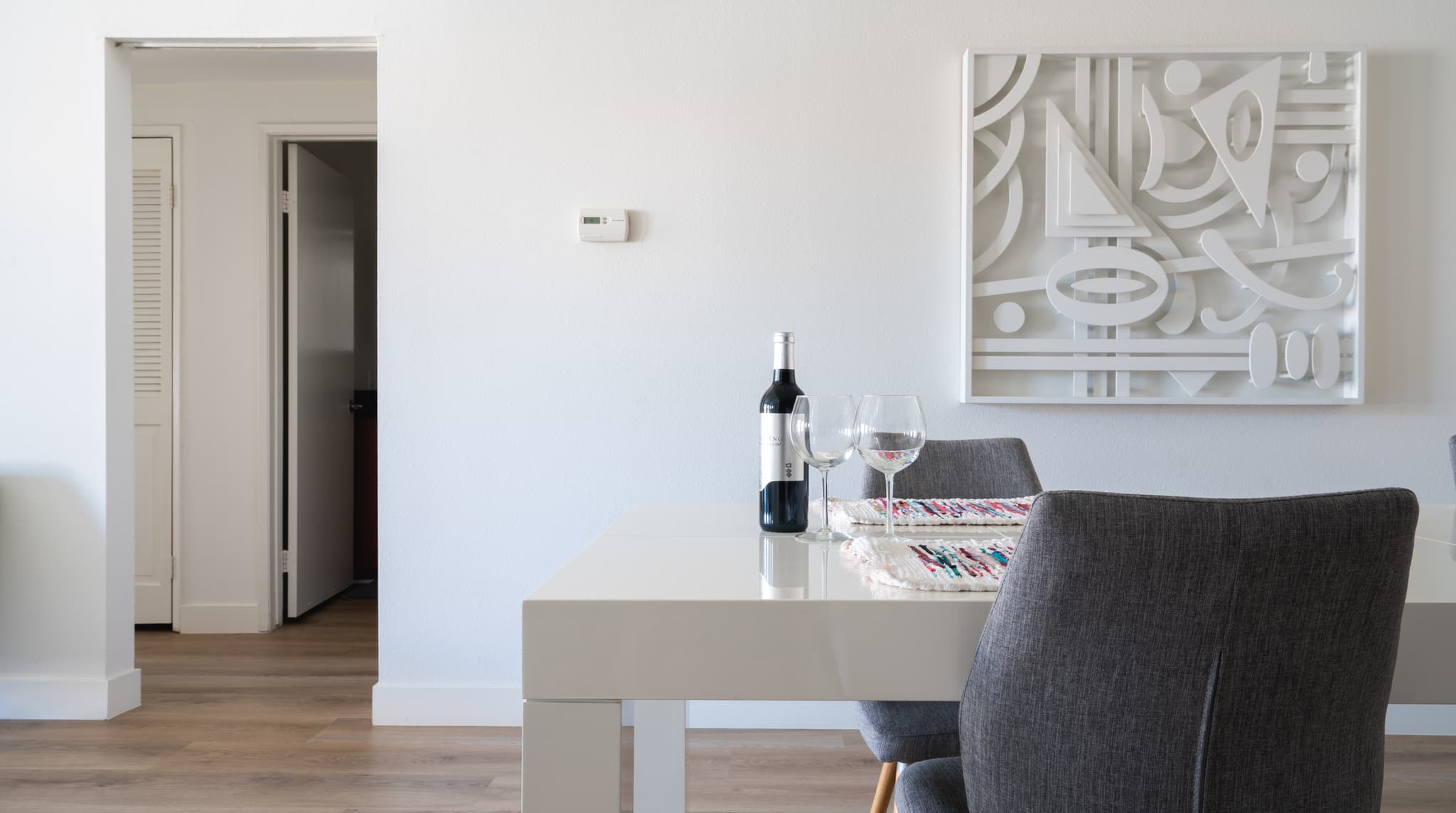 Brentwood, Los Angeles — Luxury furnished apartment in Brentwood, Los Angeles