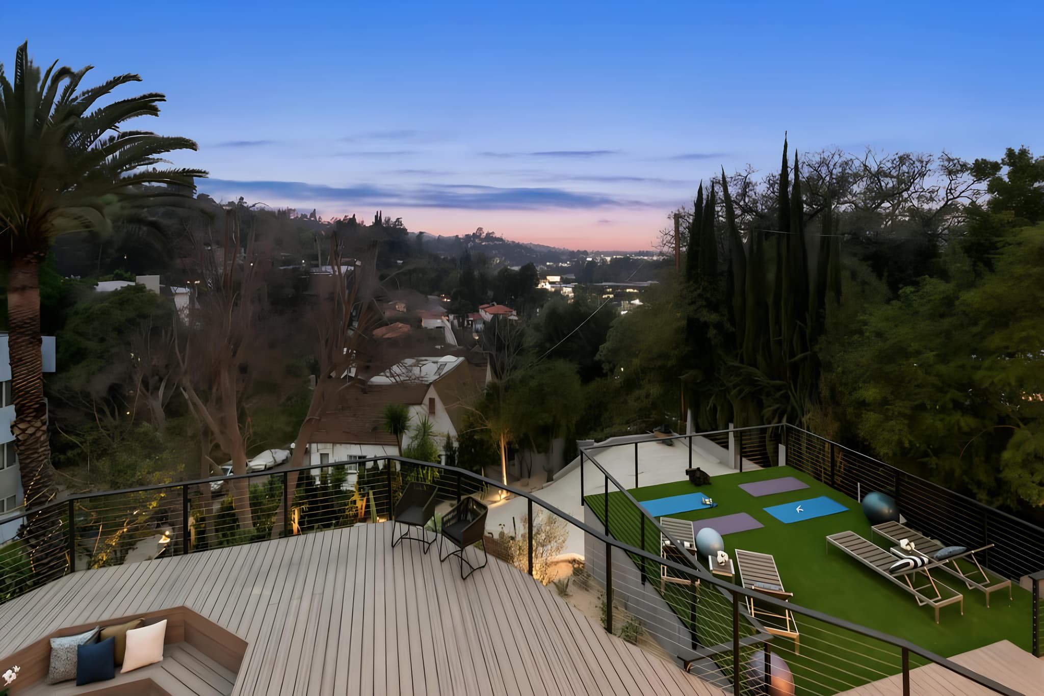 Studio City, Los Angeles — Luxury furnished apartment in Studio City, Los Angeles