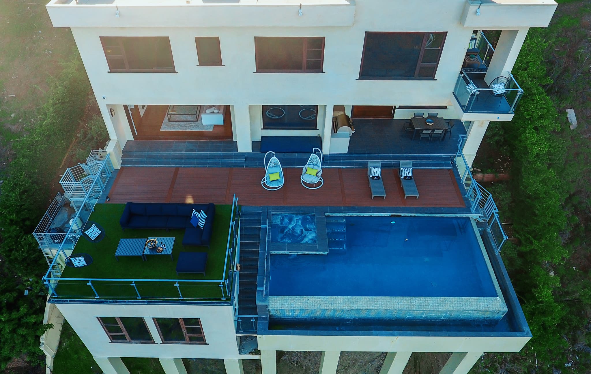 Bel Air, Los Angeles — Luxury furnished apartment in Bel Air, Los Angeles