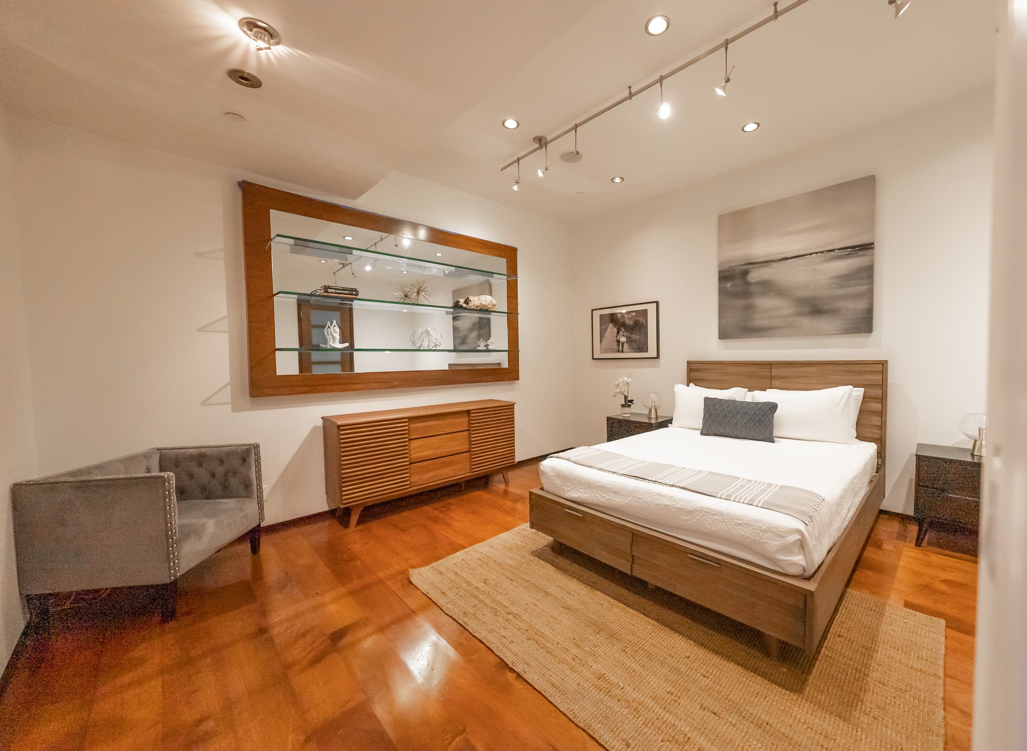 Bel Air, Los Angeles — Luxury furnished apartment in Bel Air, Los Angeles