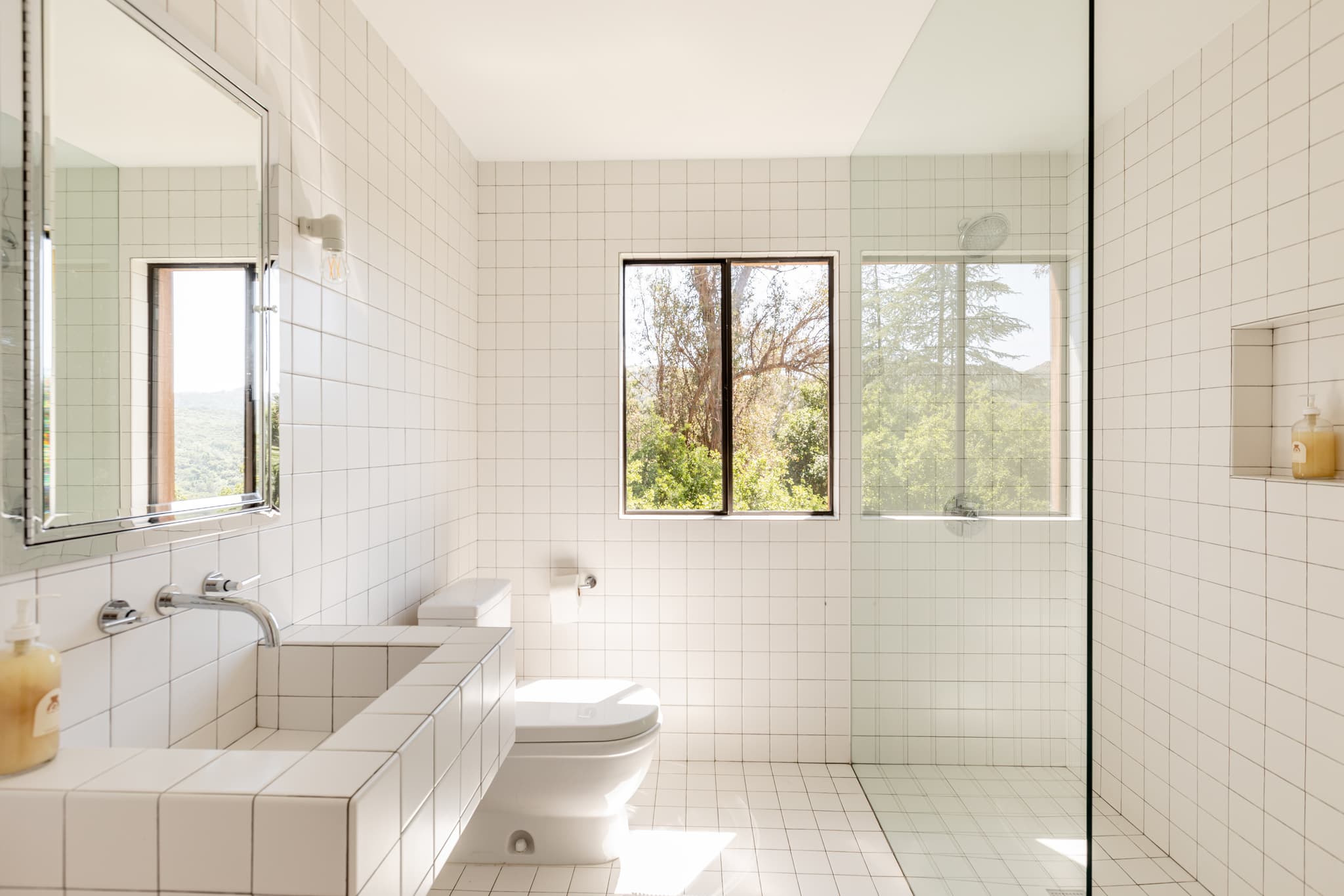 Topanga, Los Angeles — Luxury furnished apartment in Topanga, Los Angeles