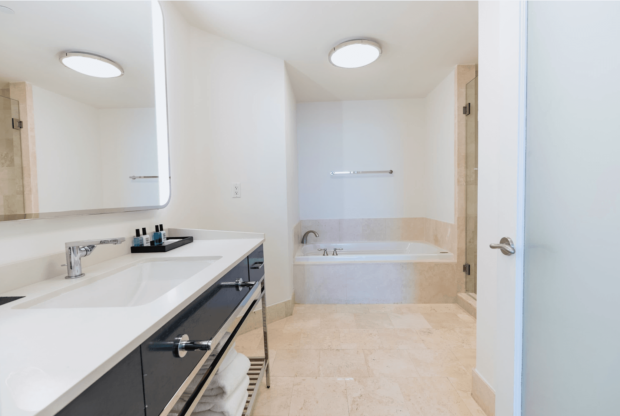 Miami Beach, Miami — Luxury furnished apartment in Miami Beach, Miami