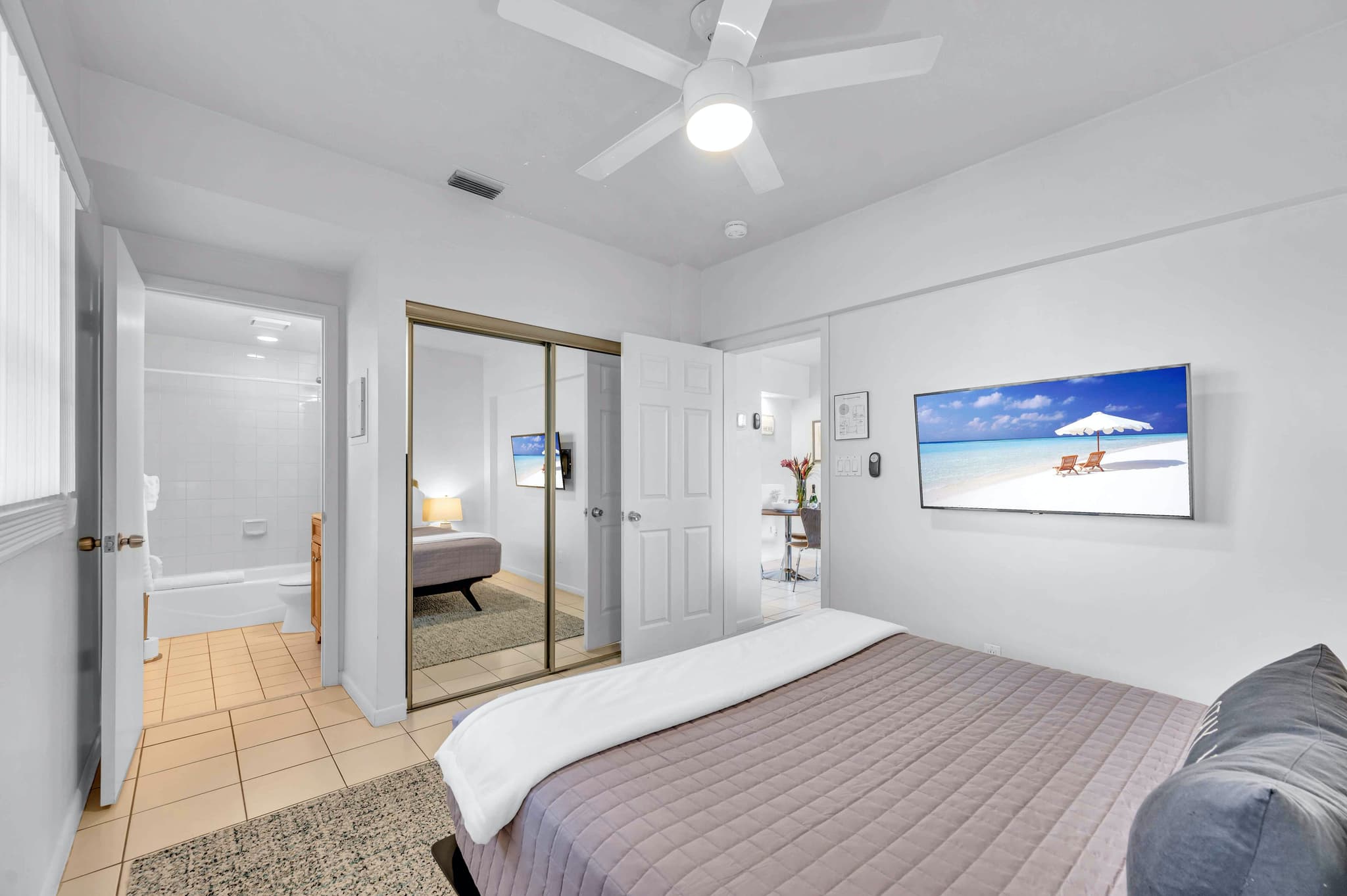 Las Olas Isles, Fort Lauderdale — Luxury furnished apartment in Las Olas Isles, Fort Lauderdale