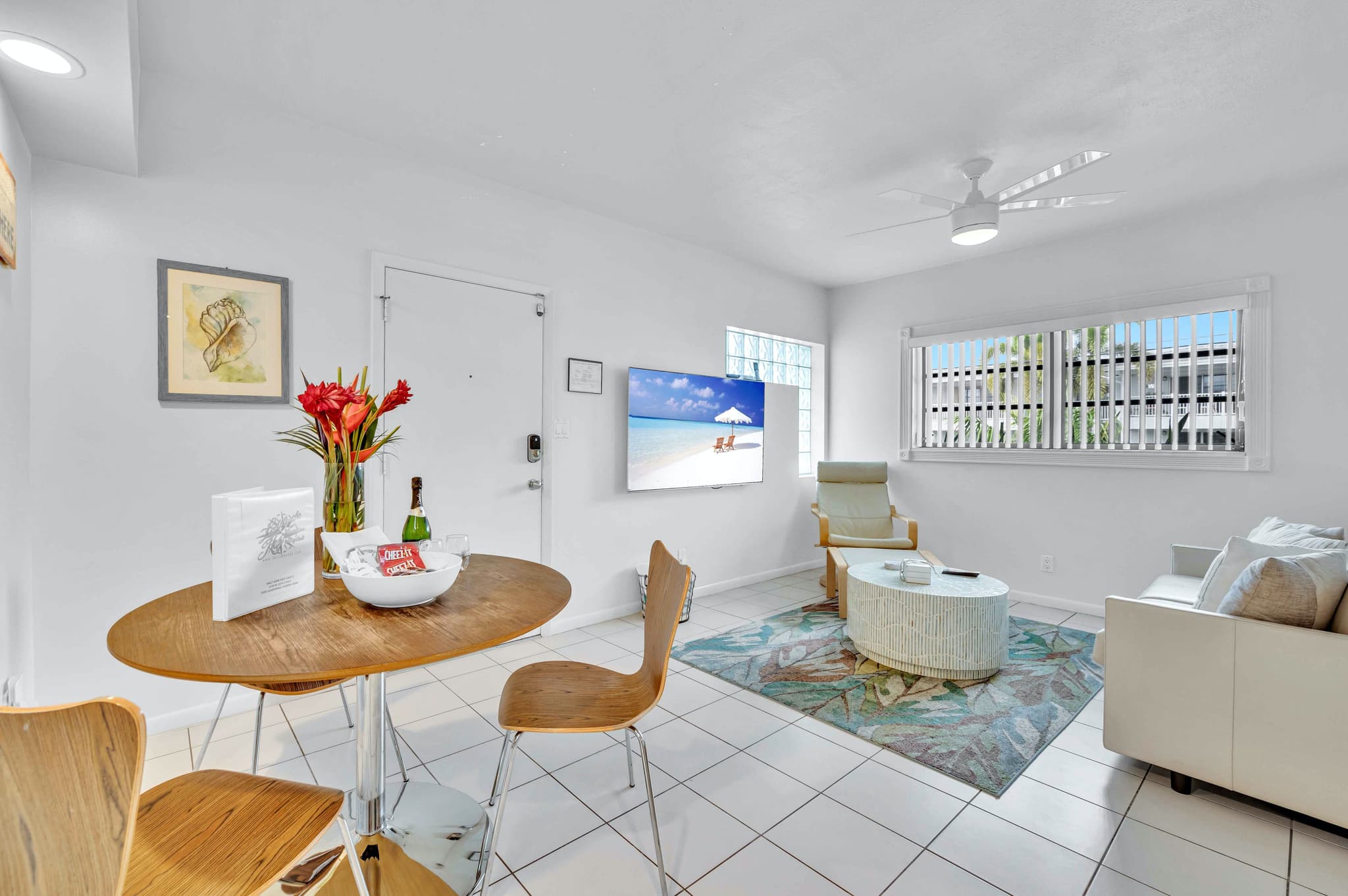 Las Olas Isles, Fort Lauderdale — Luxury furnished apartment in Las Olas Isles, Fort Lauderdale