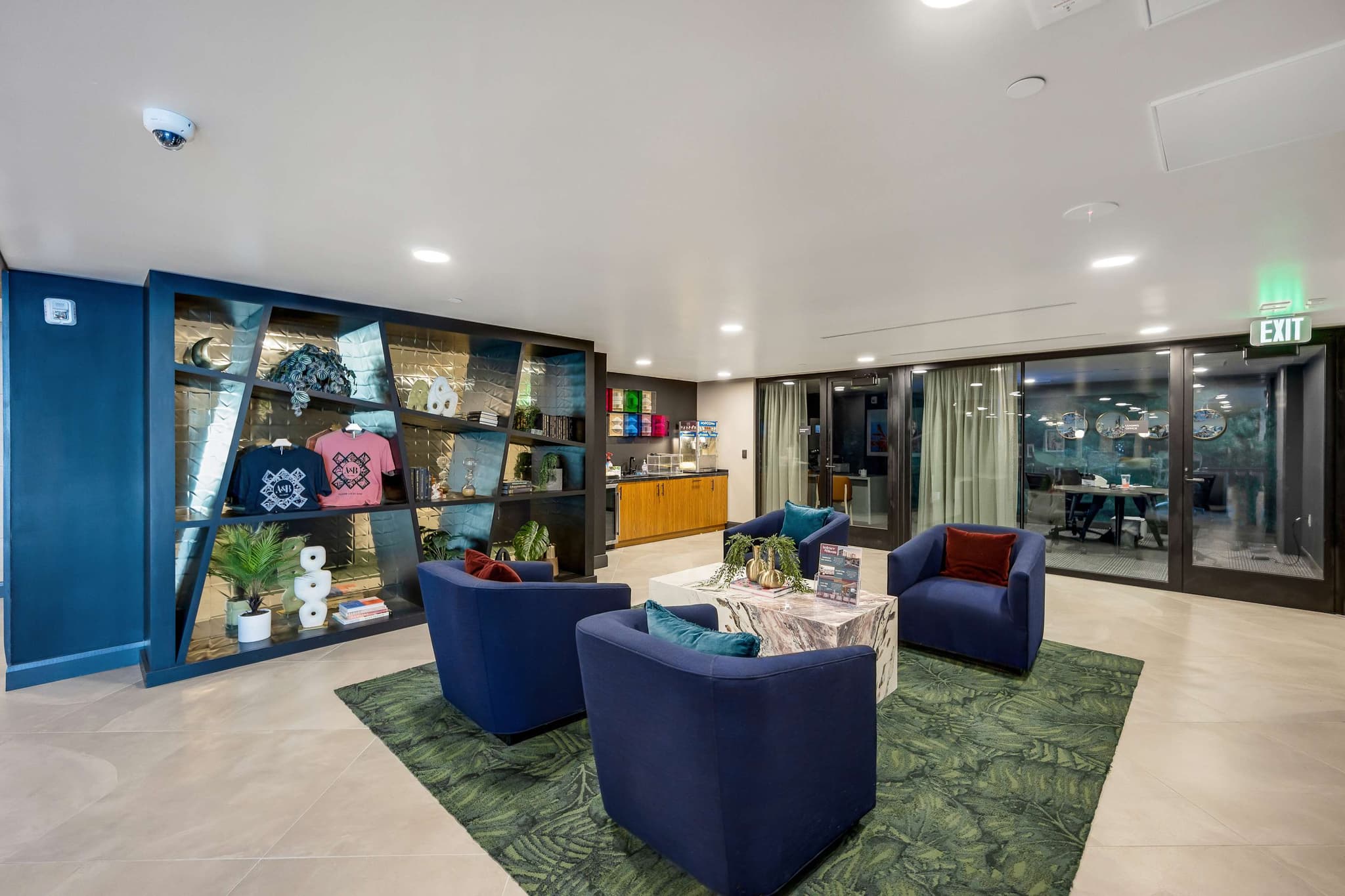 Franklin Village, Los Angeles — Luxury furnished apartment in Franklin Village, Los Angeles