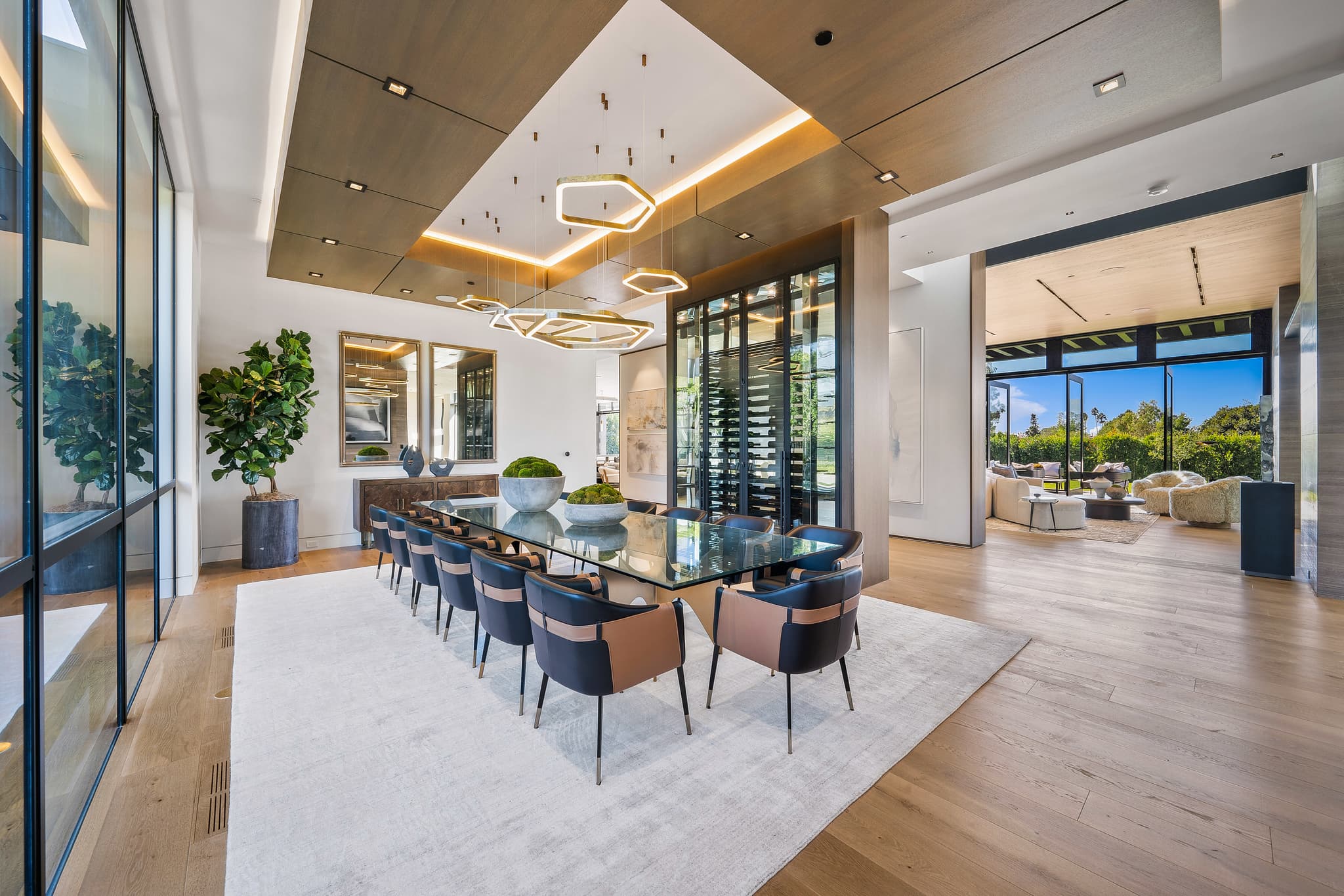 Westwood, Los Angeles — Luxury furnished apartment in Westwood, Los Angeles