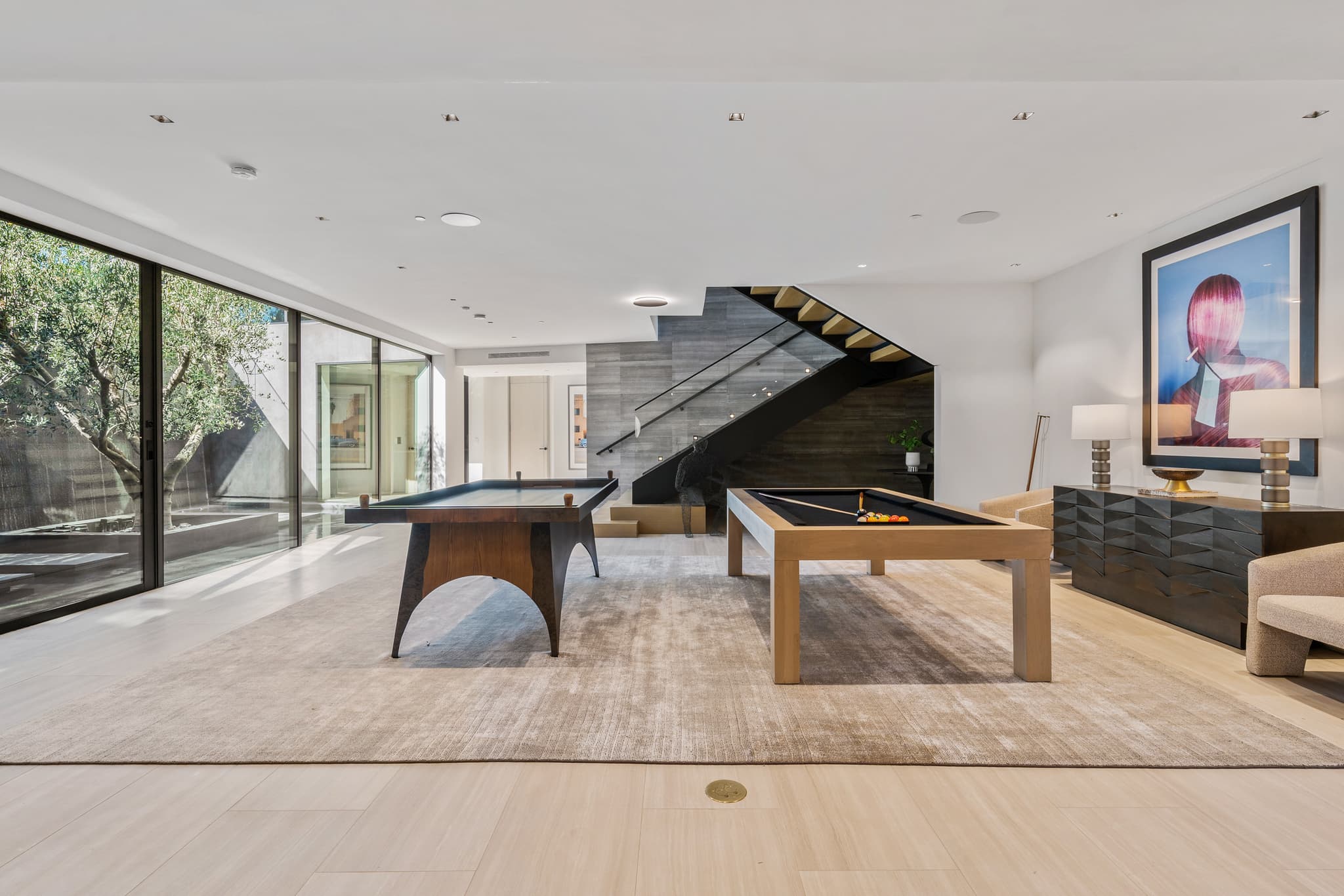 Westwood, Los Angeles — Luxury furnished apartment in Westwood, Los Angeles