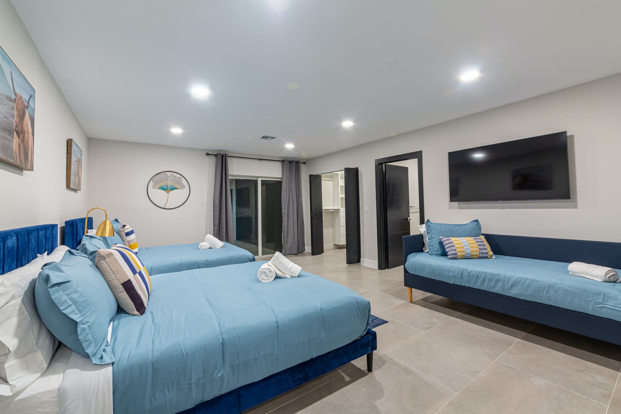 Surfside, Miami — Luxury furnished apartment in Surfside, Miami