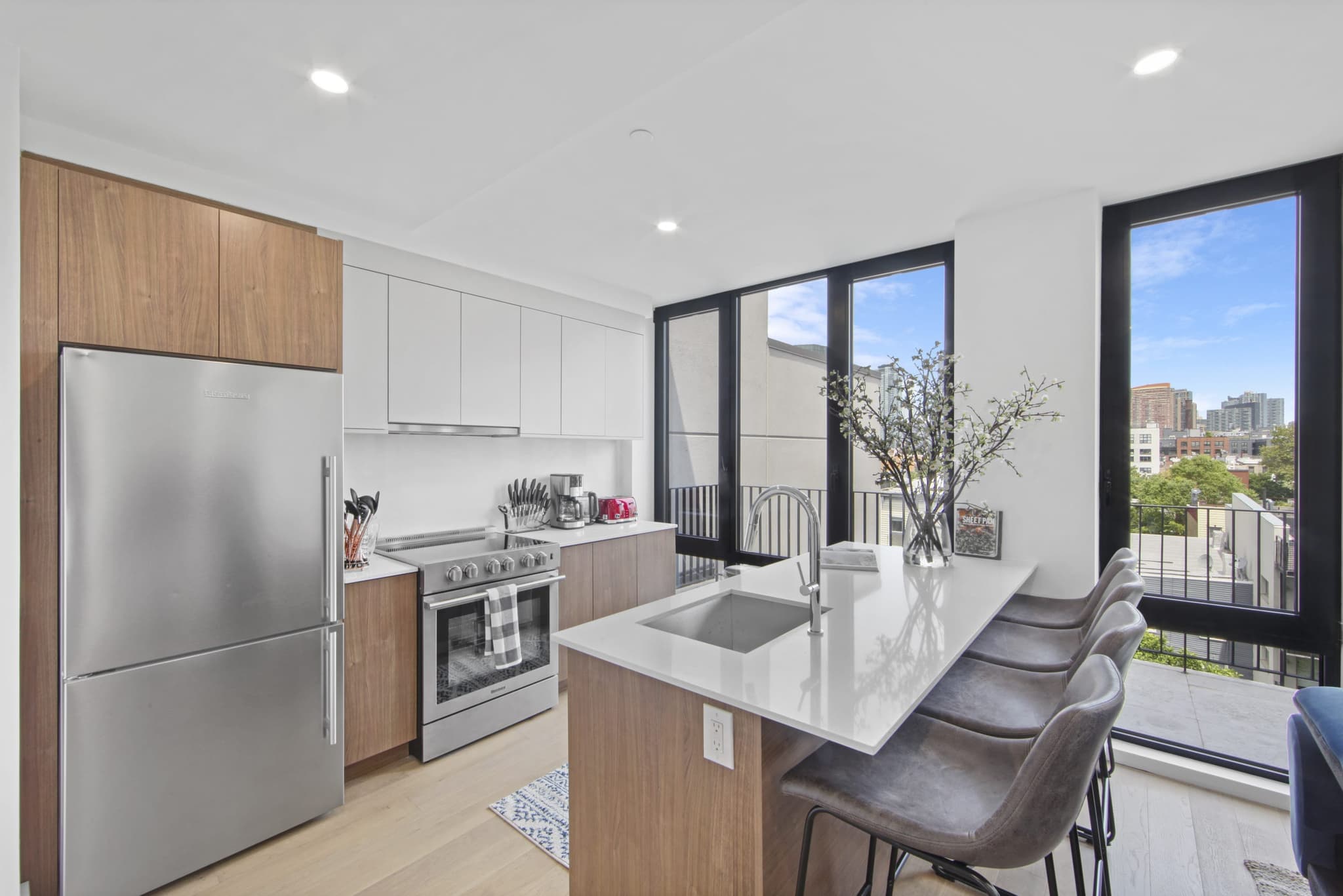 Greenpoint, Greenpoint — Luxury furnished apartment in Greenpoint, New York City