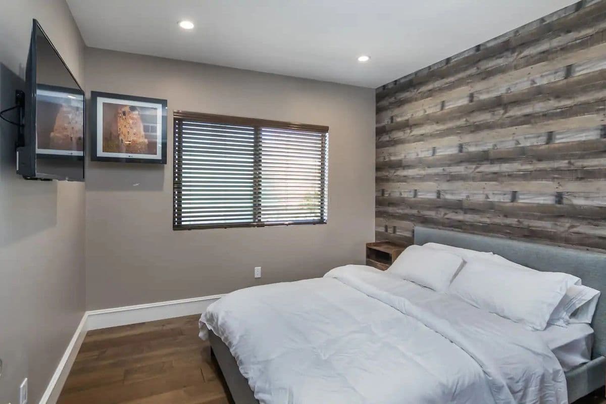 Encino, Los Angeles — Luxury furnished apartment in Encino, Los Angeles