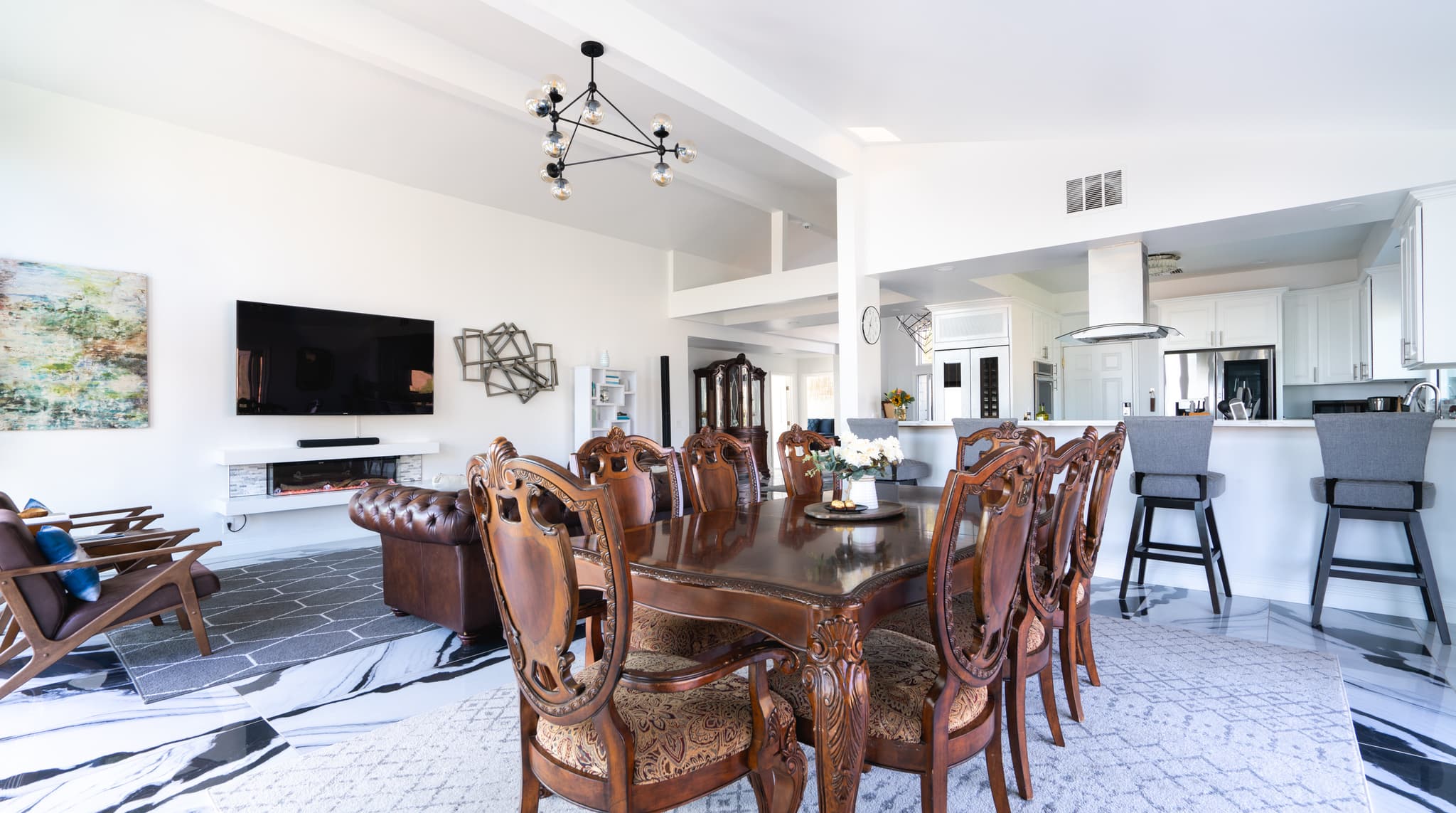 Topanga, Los Angeles — Luxury furnished apartment in Topanga, Los Angeles