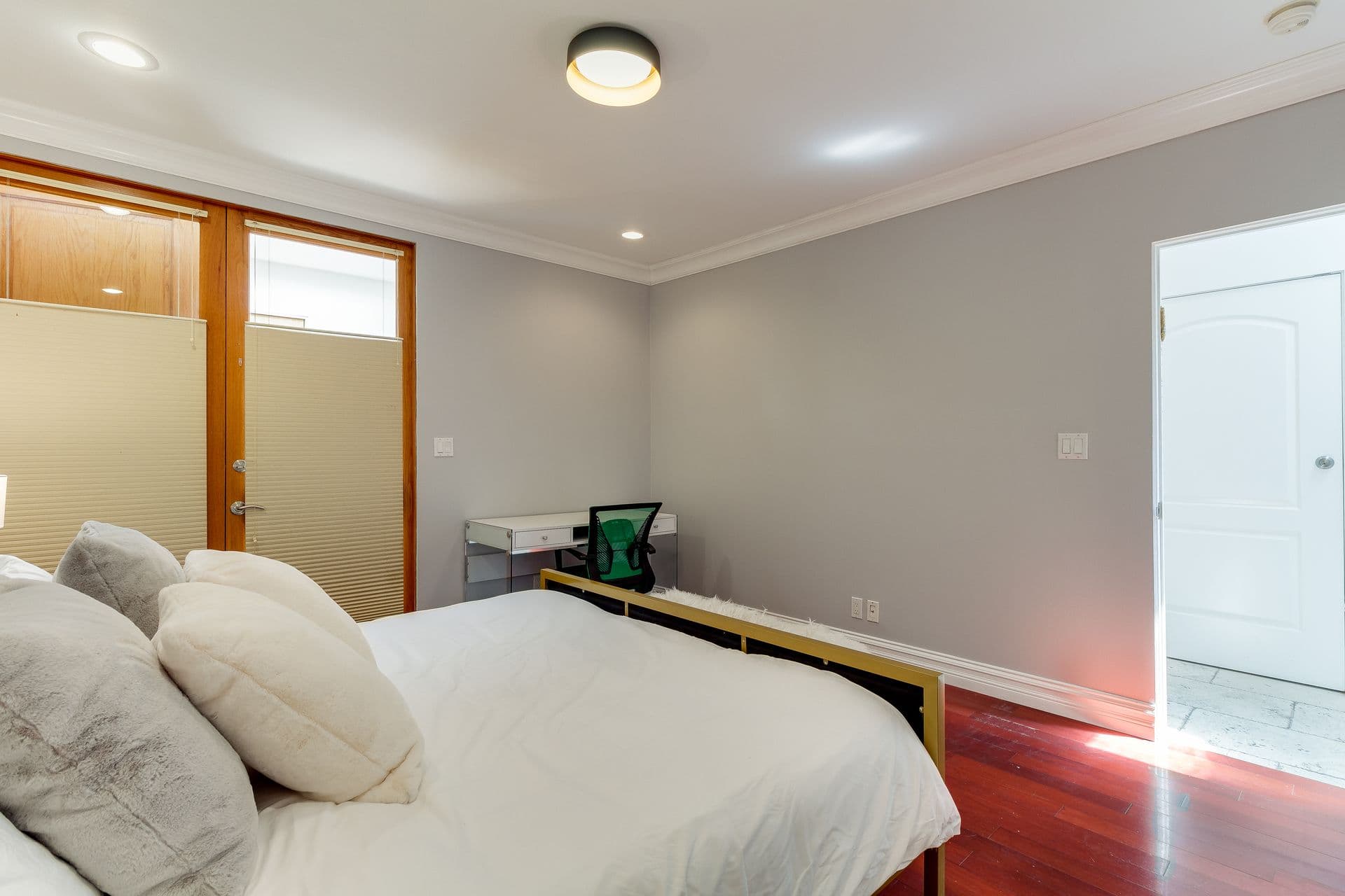 Beverly Crest, Los Angeles — Luxury furnished apartment in Beverly Crest, Los Angeles