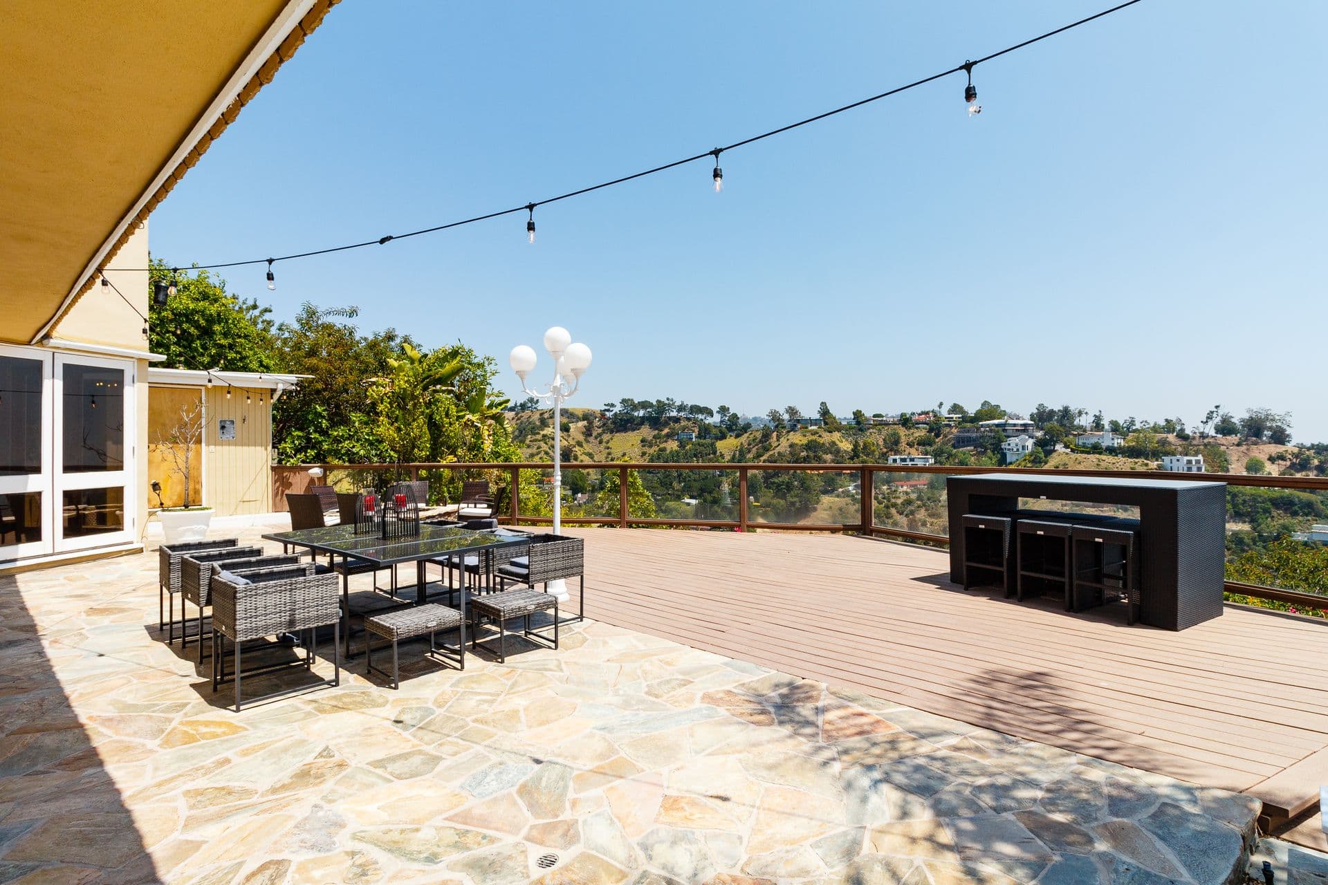 Beverly Crest, Los Angeles — Luxury furnished apartment in Beverly Crest, Los Angeles