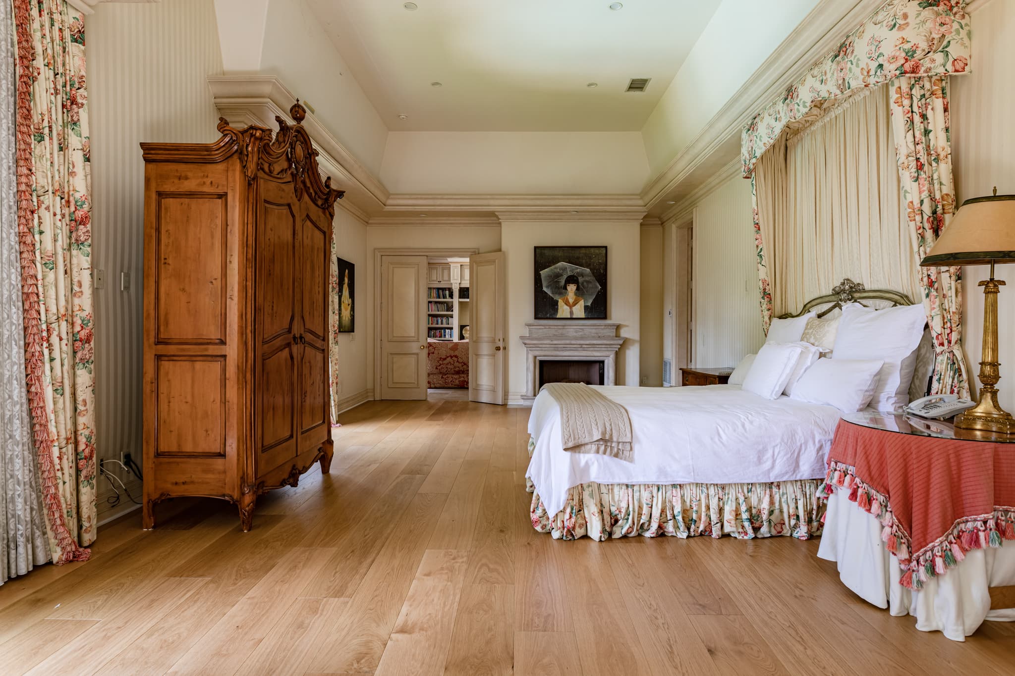 Beverly Crest, Los Angeles — Luxury furnished apartment in Beverly Crest, Los Angeles