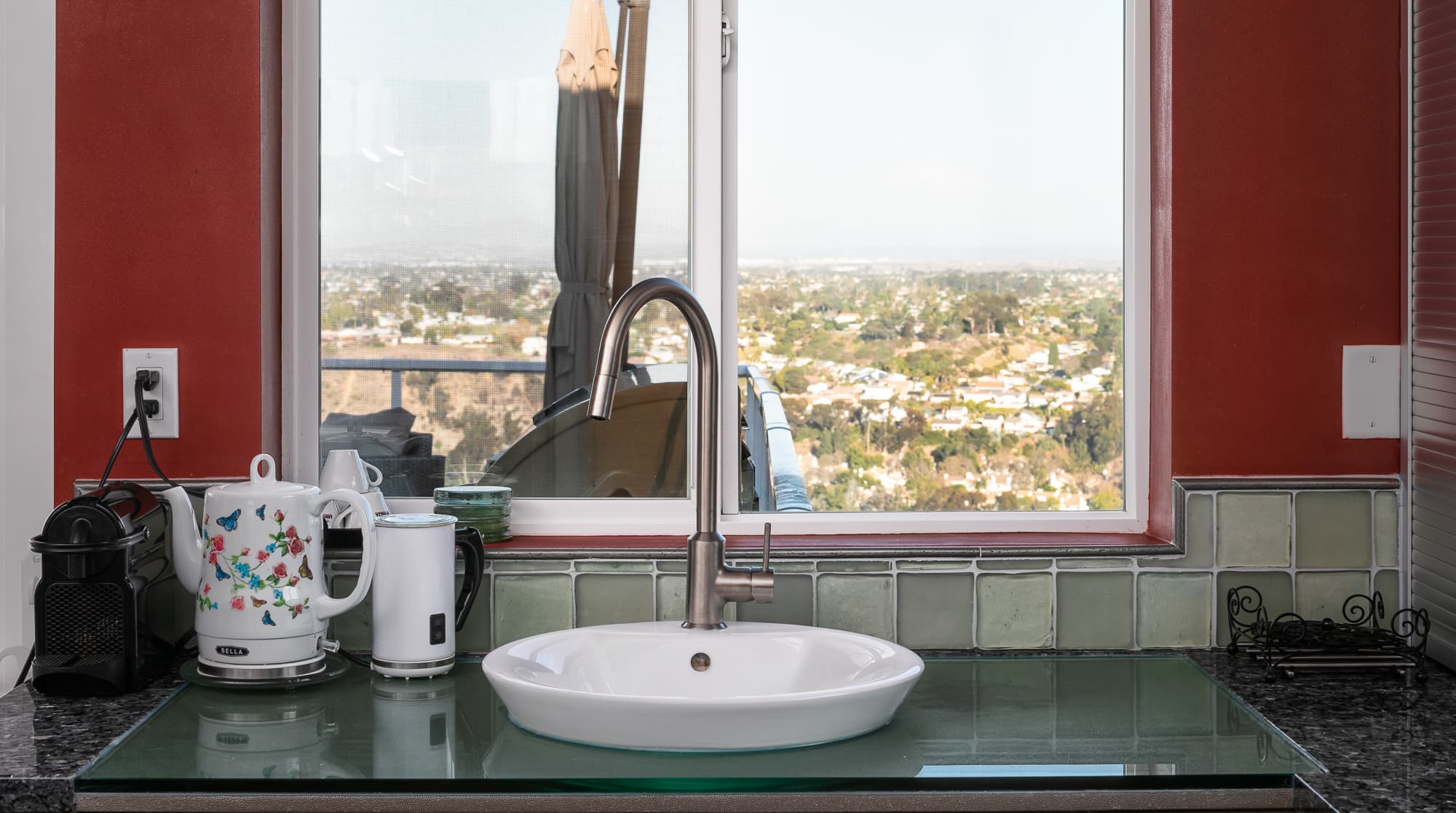 Pacific Beach, San Diego — Luxury furnished apartment in Pacific Beach, San Diego