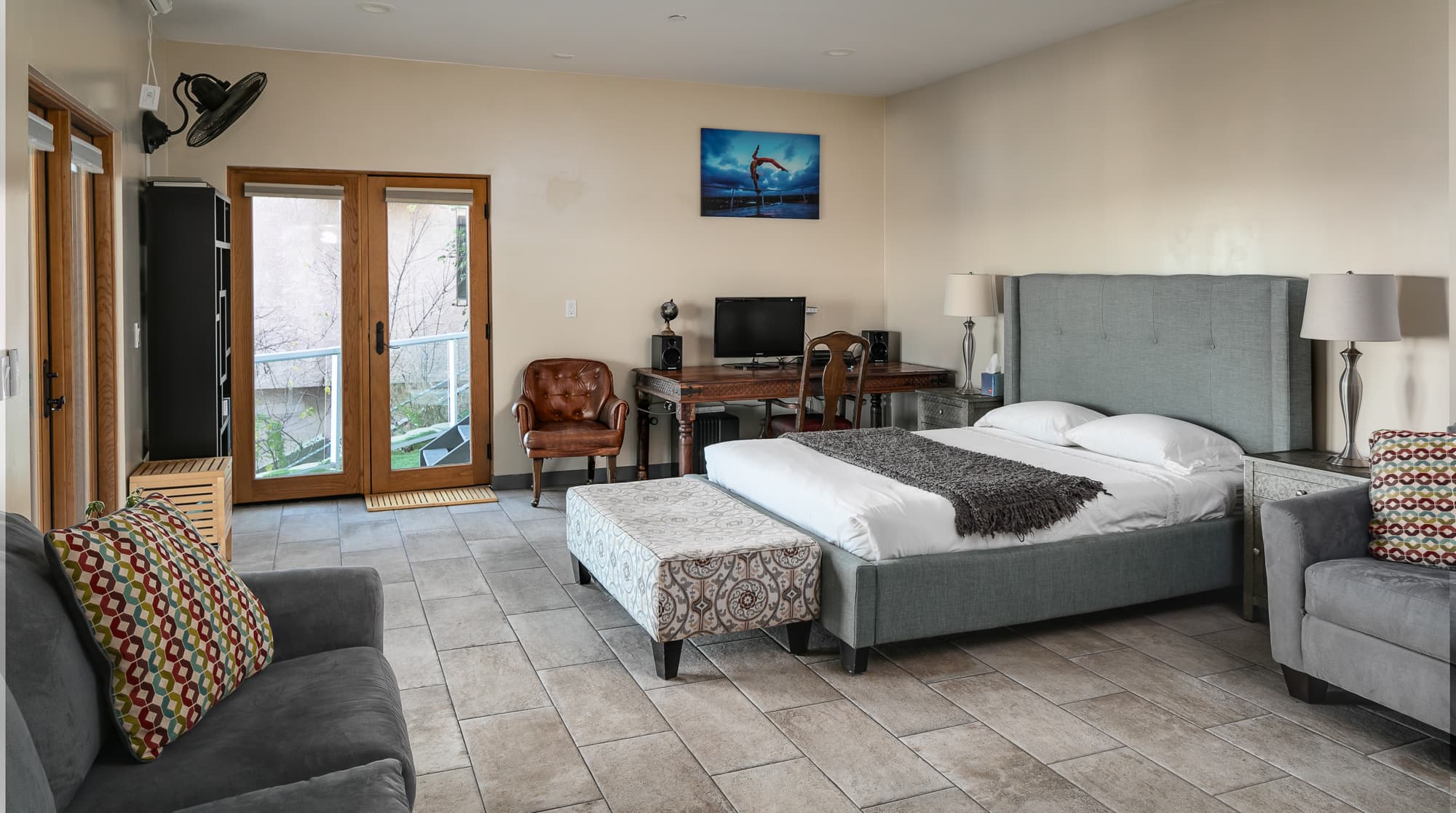 Pacific Beach, San Diego — Luxury furnished apartment in Pacific Beach, San Diego